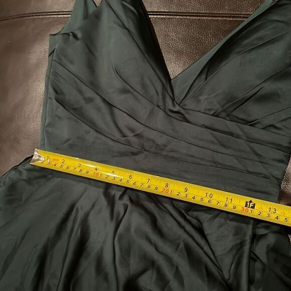 La Femme Woman Green Gown Formal Dress - Picture 7 of 16